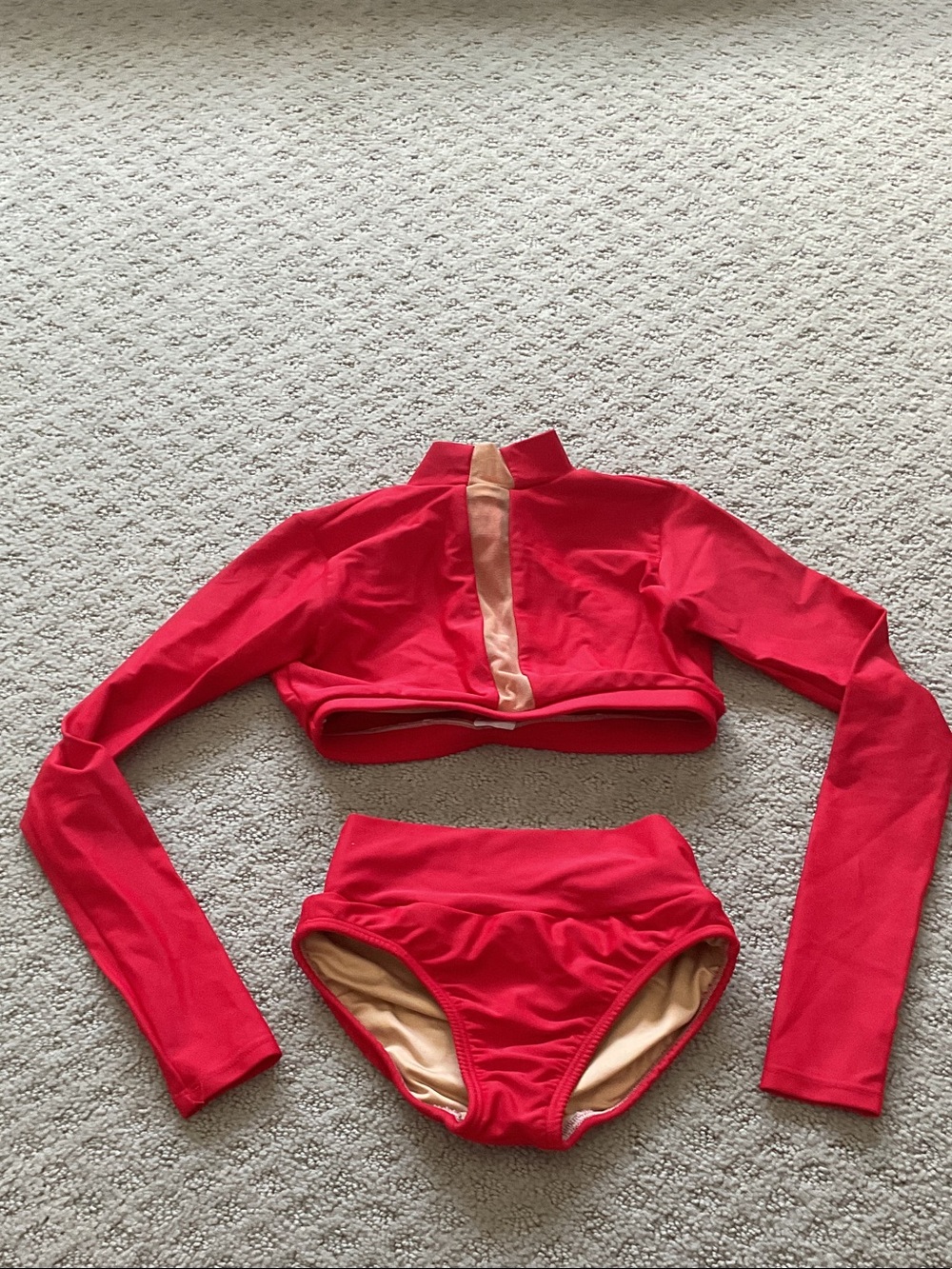 Kids Red Two-Piece Dance Costume Set with Long-Sleeve Crop Top 0514